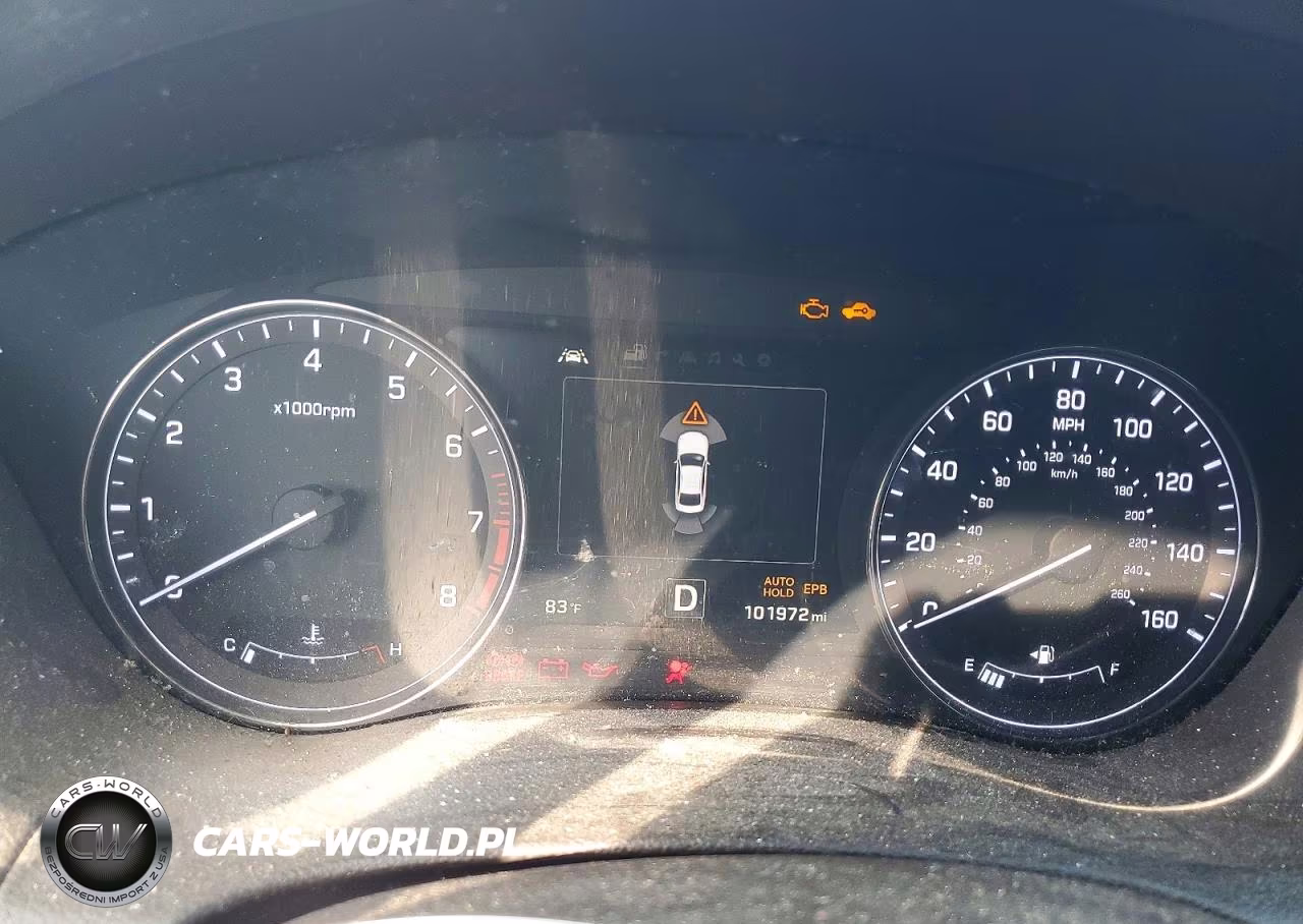 2015 Hyundai Genesis 3.8L VIN:KMHGN4JE6FU090561 - 9