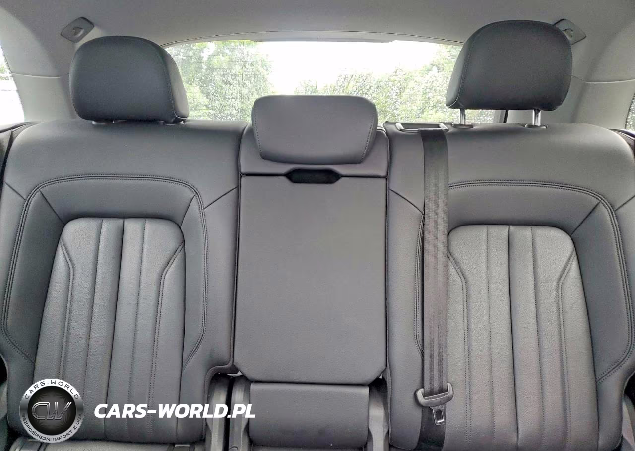 2019 Audi Q5 Premium Plus VIN:WA1BNAFY6K2076630 - 10