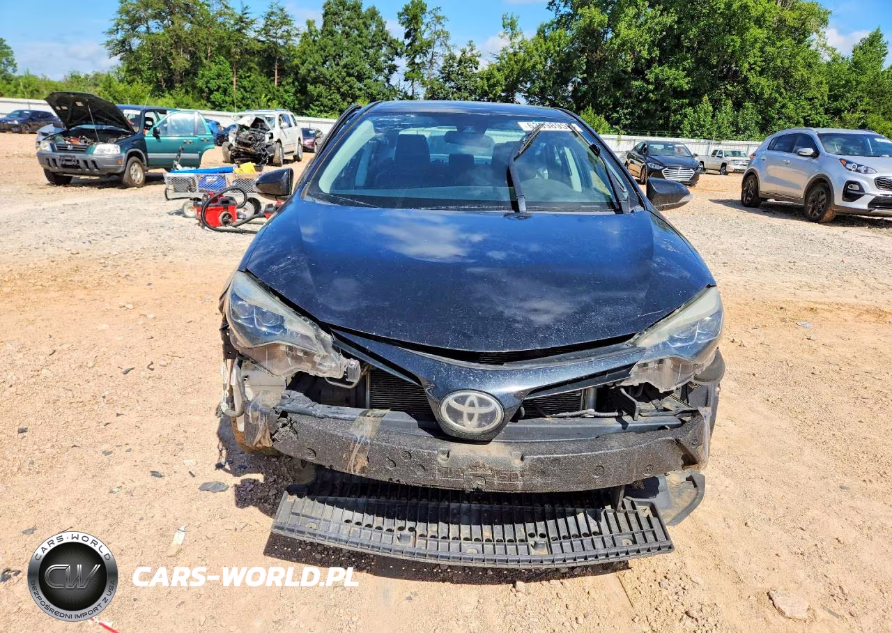 2018 Toyota Corolla Se VIN:2T1BURHE8JC988704 - 5