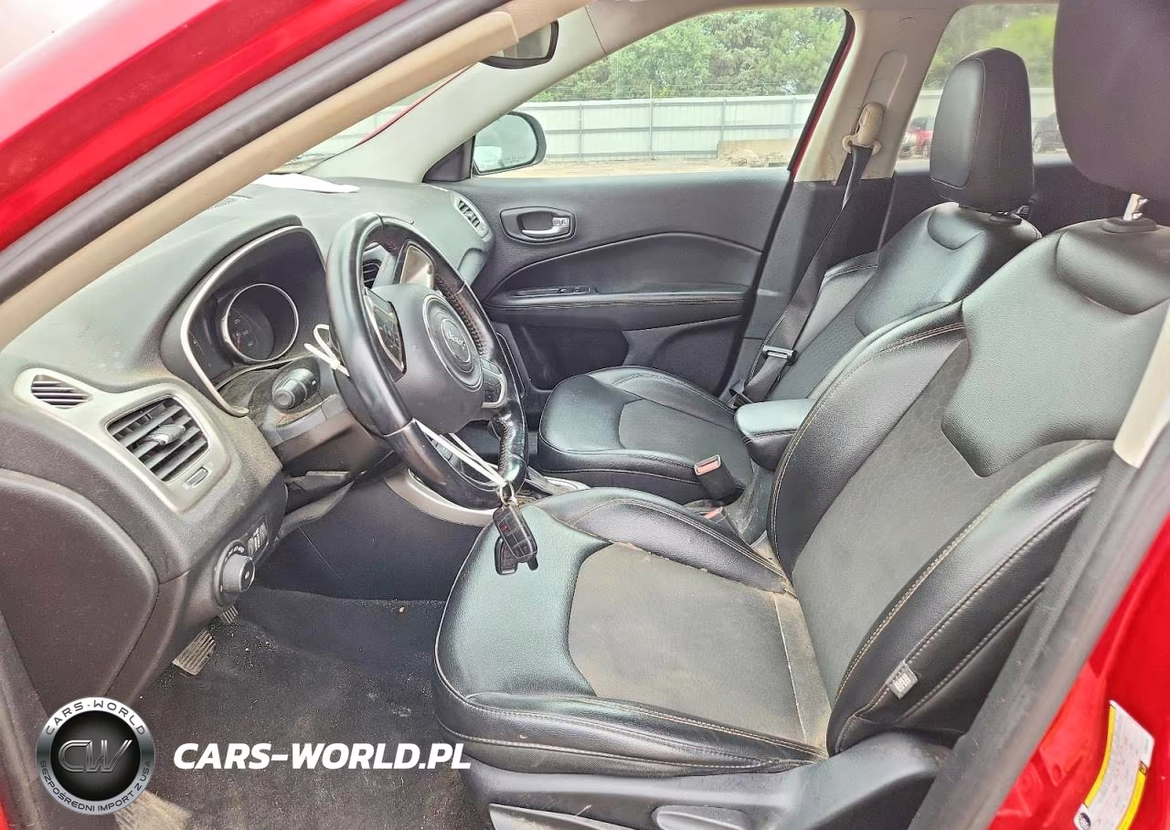 2018 Jeep Compass Latitude VIN:3C4NJCBB1JT293432 - 7