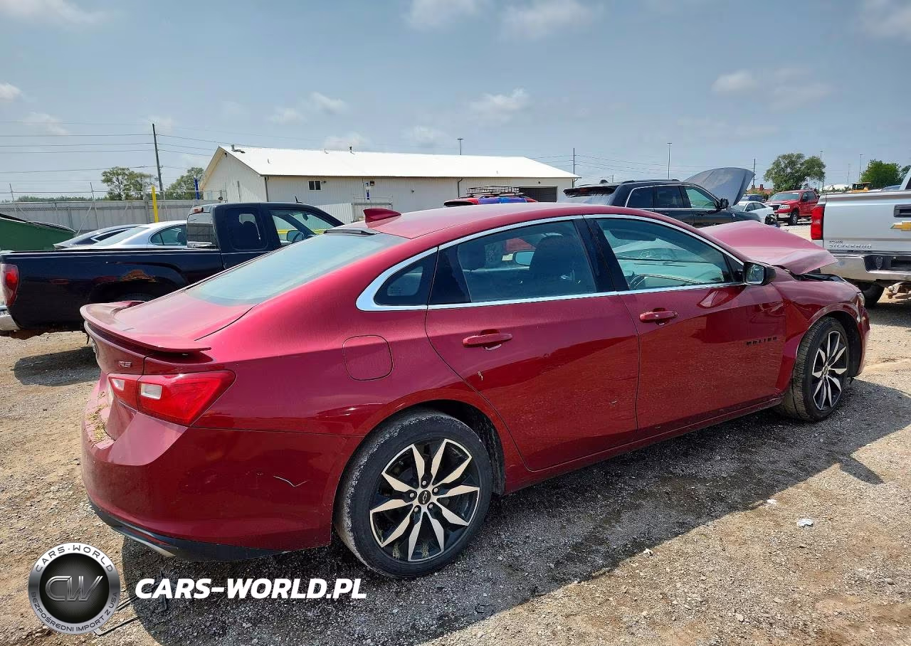 2020 Chevrolet Malibu Rs VIN:1G1ZG5ST1LF134842 - 3