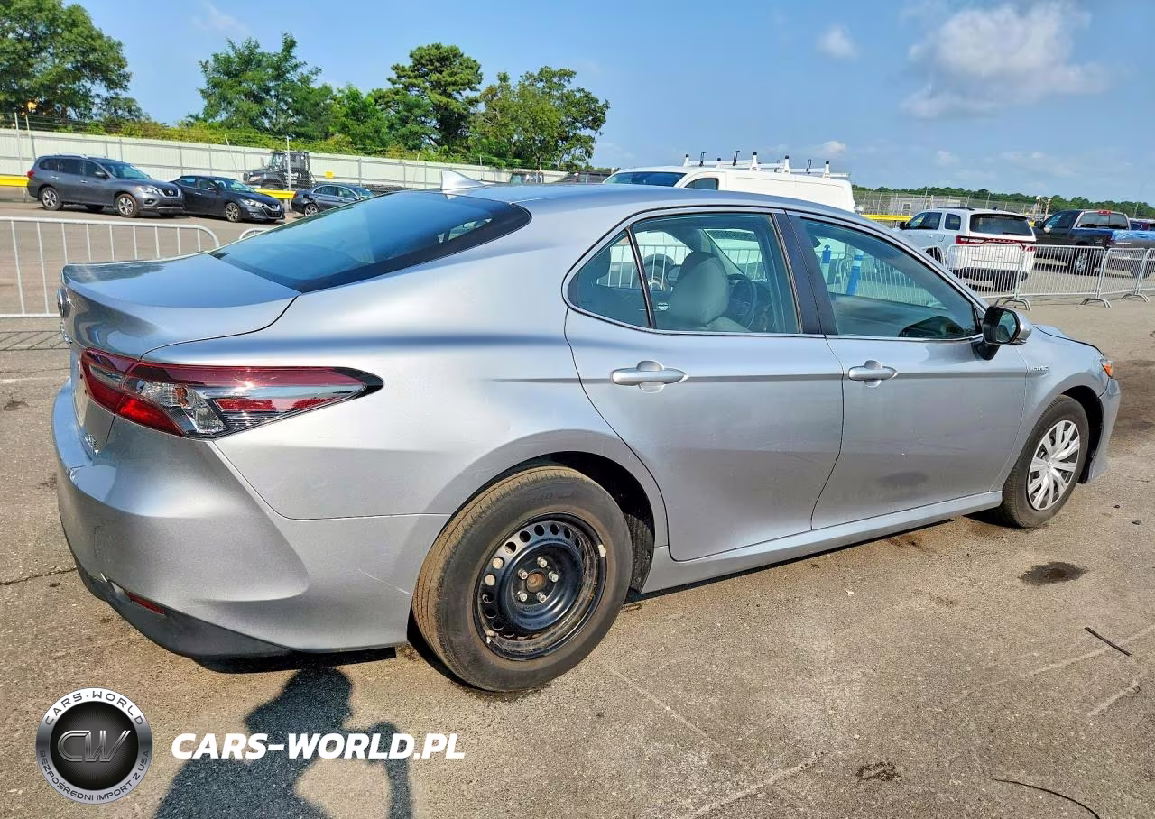 2021 Toyota Camry Le VIN:4T1H31AKXMU564281 - 3