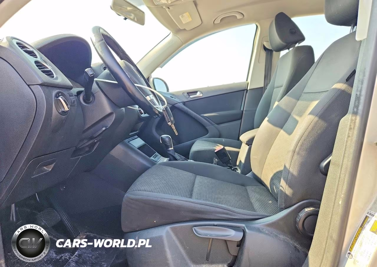 2015 Volkswagen Tiguan S VIN:WVGBV7AX7FW520387 - 7