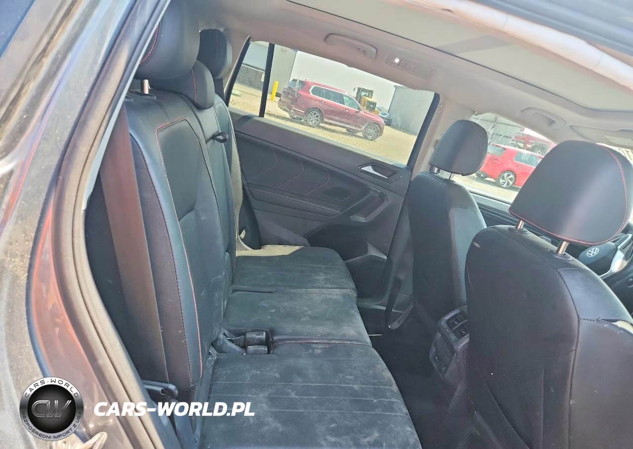2024 Volkswagen Tiguan Wolfsburg VIN:3VVAB7AX2RM219217 - 10