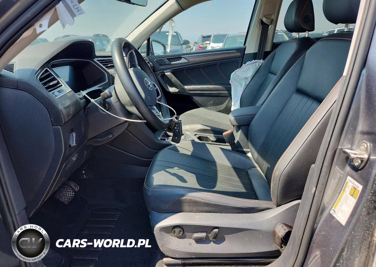 2024 Volkswagen Tiguan Wolfsburg VIN:3VVAB7AX2RM219217 - 7