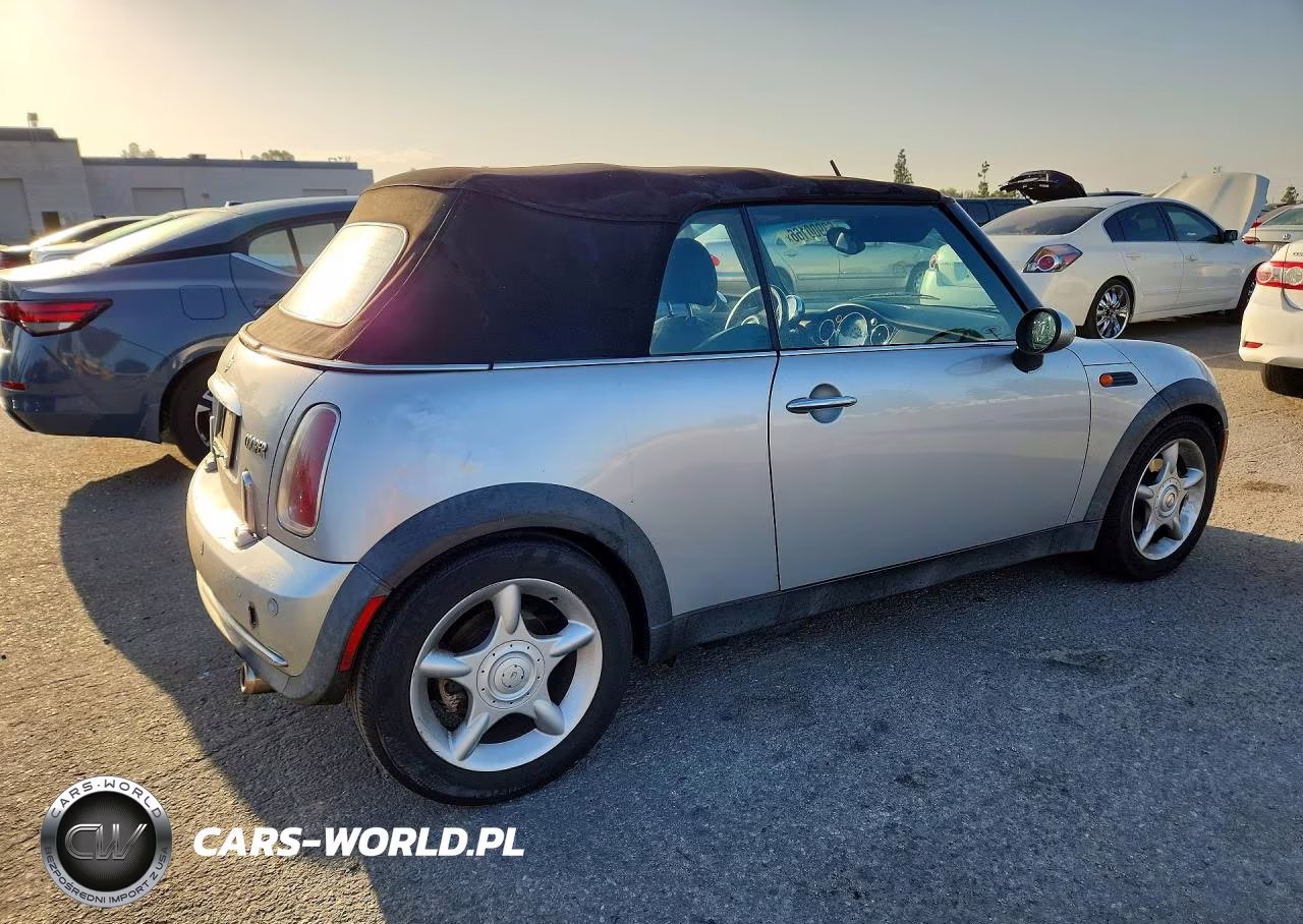 2005 Mini Cooper VIN:WMWRF33535TG13105 - 3
