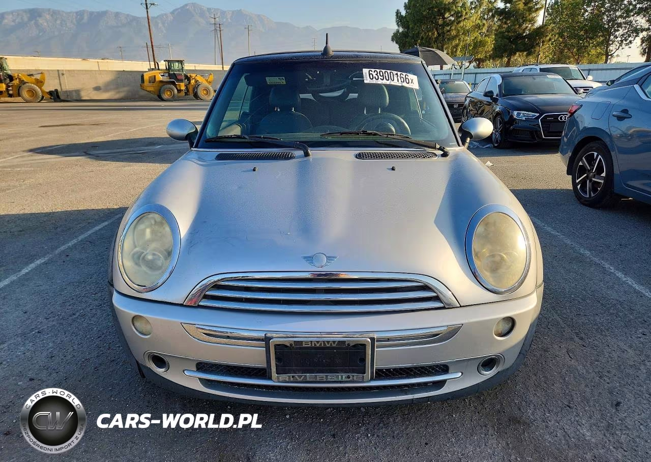 2005 Mini Cooper VIN:WMWRF33535TG13105 - 5