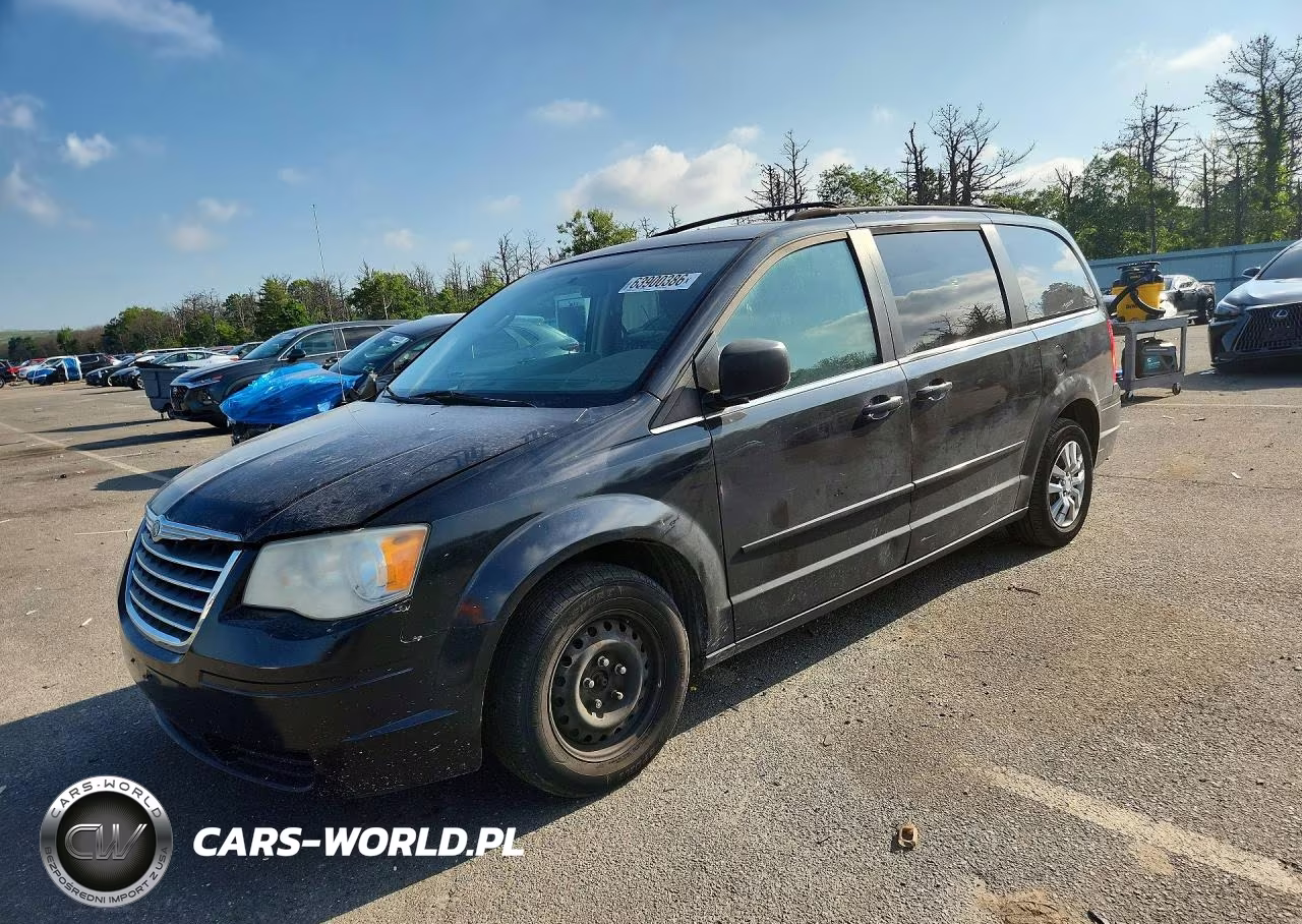 2009 Chrysler Town & Country Lx