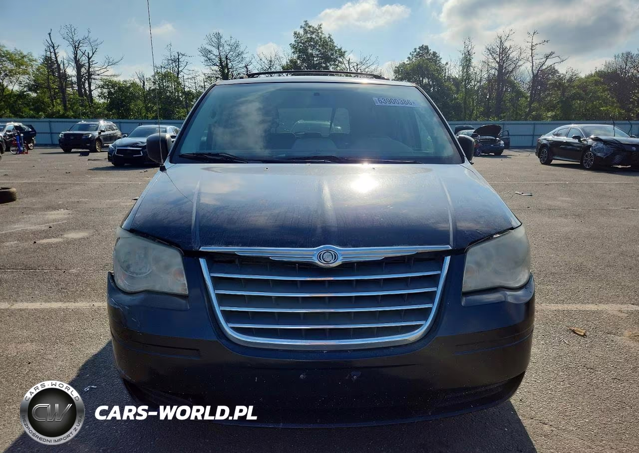 2009 Chrysler Town & Country Lx VIN:2A8HR44EX9R652903 - 5