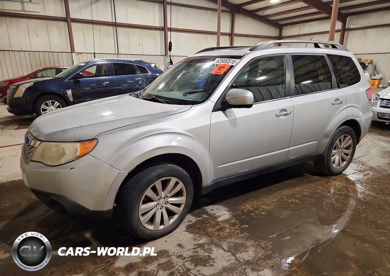 2011 Subaru Forester Limited – zdjęcie 1 z 12