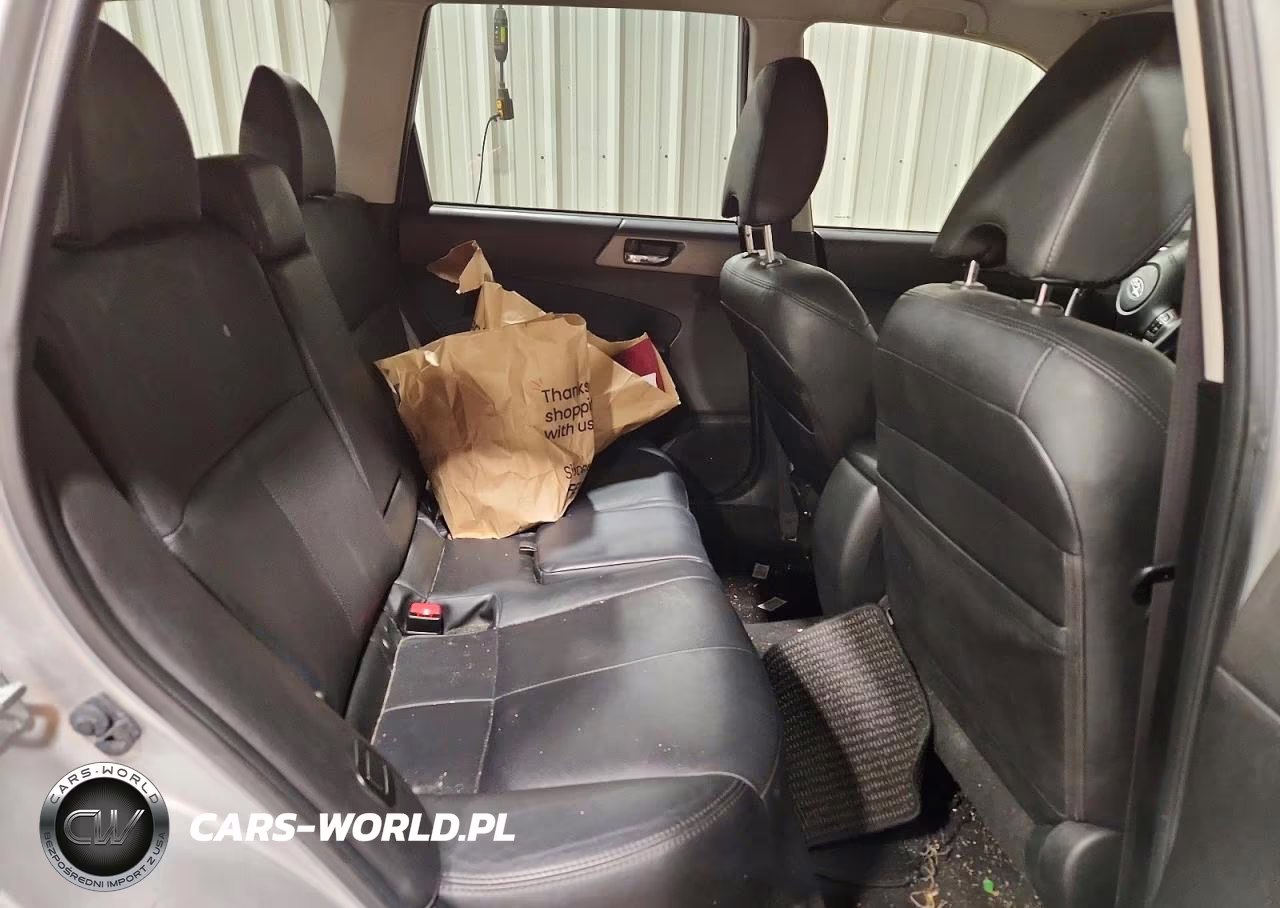 2011 Subaru Forester Limited VIN:JF2SHAECXBH723550 - 10