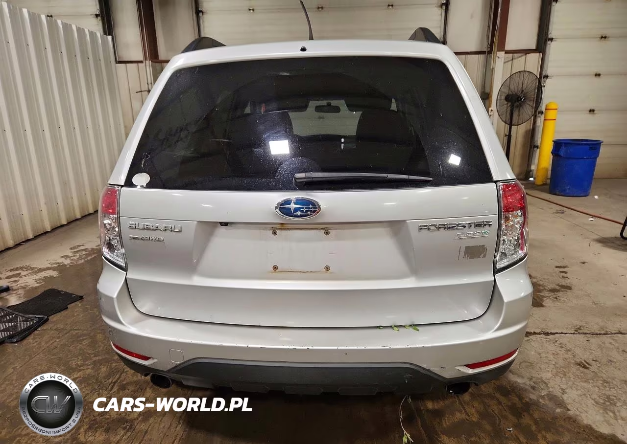 2011 Subaru Forester Limited VIN:JF2SHAECXBH723550 - 6