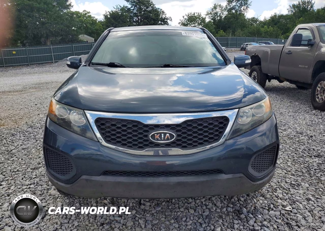2011 Kia Sorento Lx VIN:5XYKT3A11BG109282 - 5