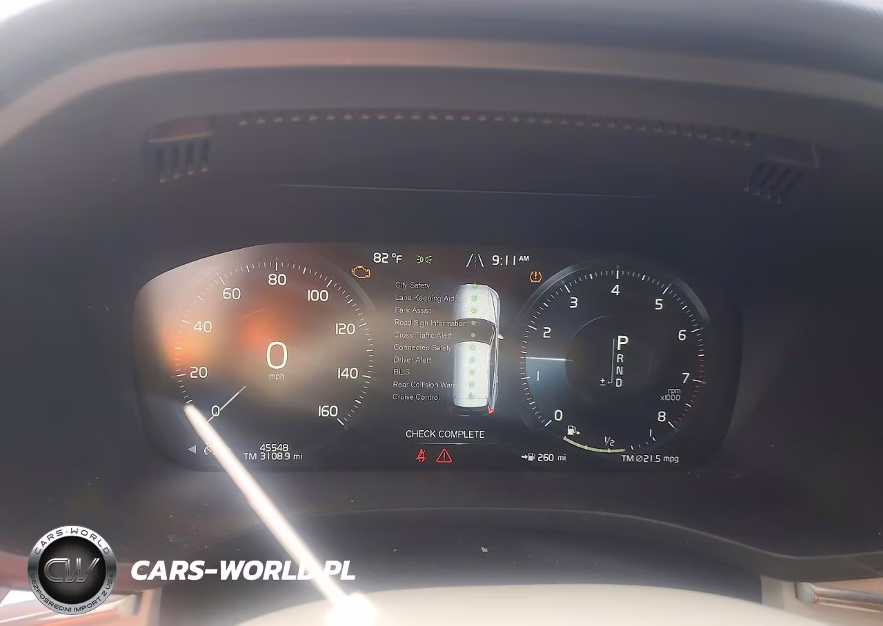 2021 Volvo Xc60 T5 Momentum VIN:YV4102RK0M1798954 - 9