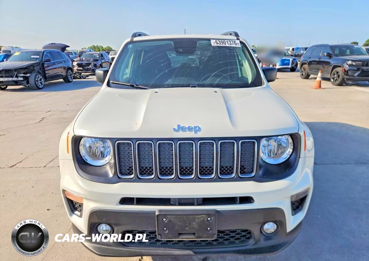 2022 Jeep Renegade Latitude VIN:ZACNJDB12NPN89499 - 5