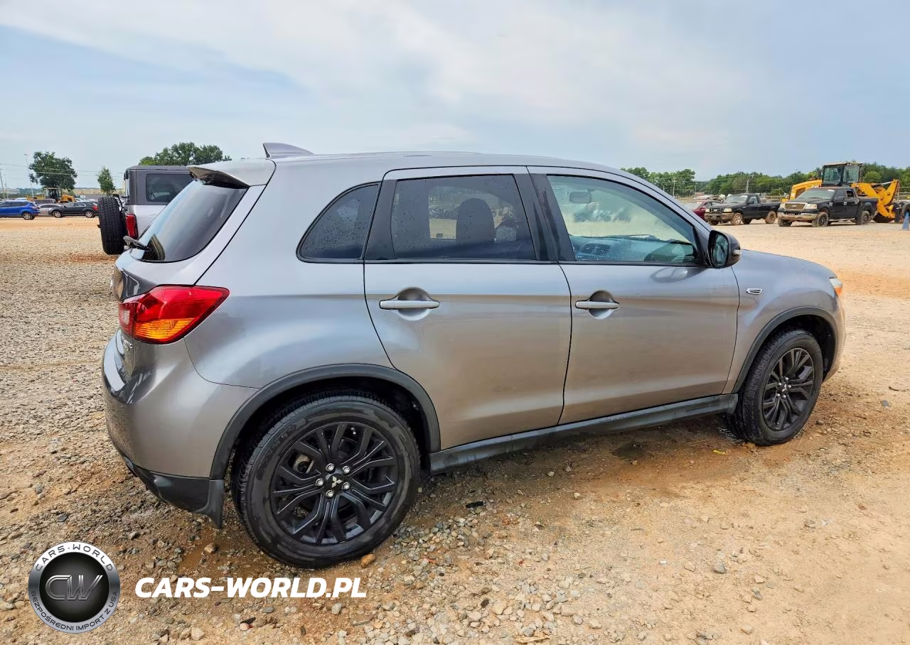 2017 Mitsubishi Outlander Sport Es VIN:JA4AP3AU3HZ045079 - 3