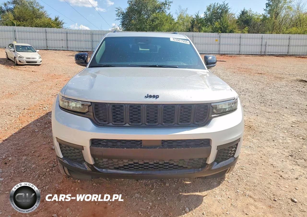 2025 Jeep Grand Cherokee L Laredo VIN:1C4RJKAG7S8770860 - 5