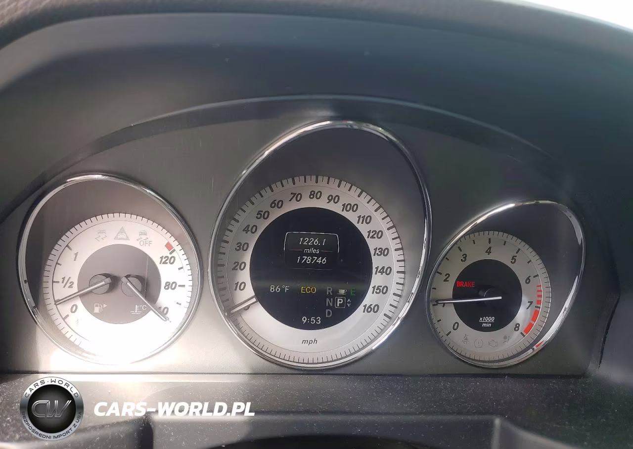 2013 Mercedes-Benz Glk 350 4Matic VIN:WDCGG8JB8DG116126 - 9