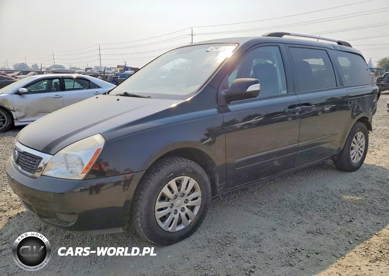 2011 Kia Sedona Lx