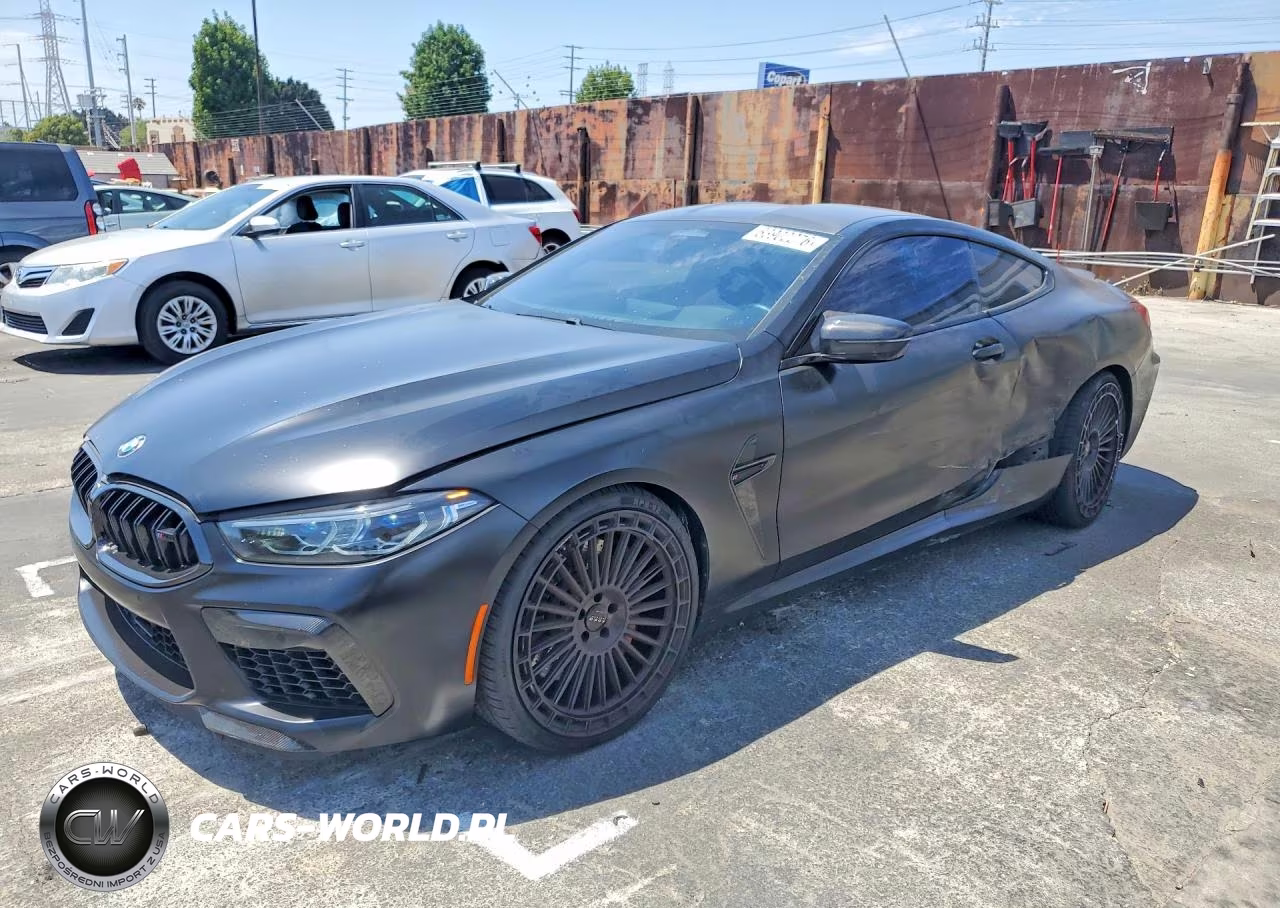 2024 BMW M8 – zdjęcie 1 z 12