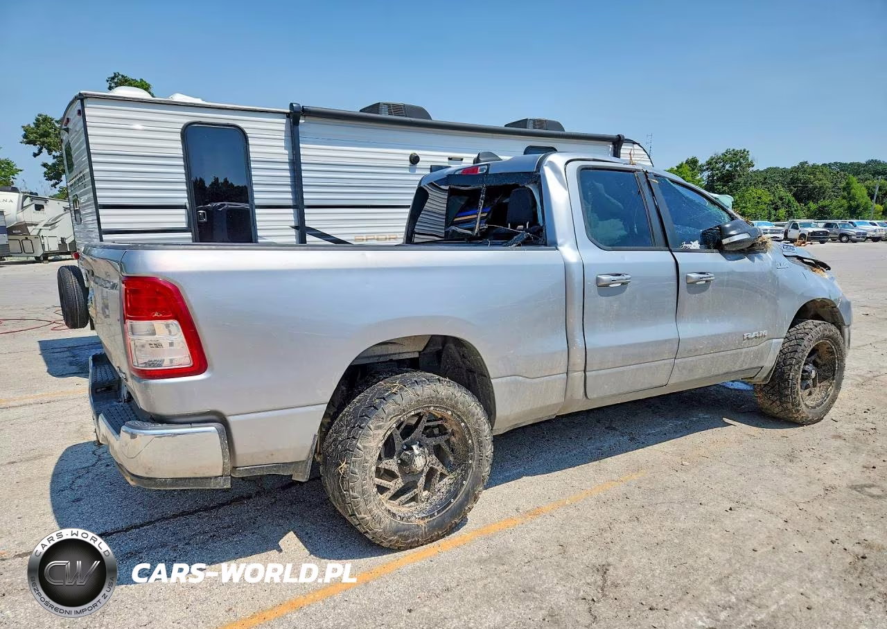 2019 Ram 1500 Big Horn-Lone Star VIN:1C6SRFBT3KN772093 - 3
