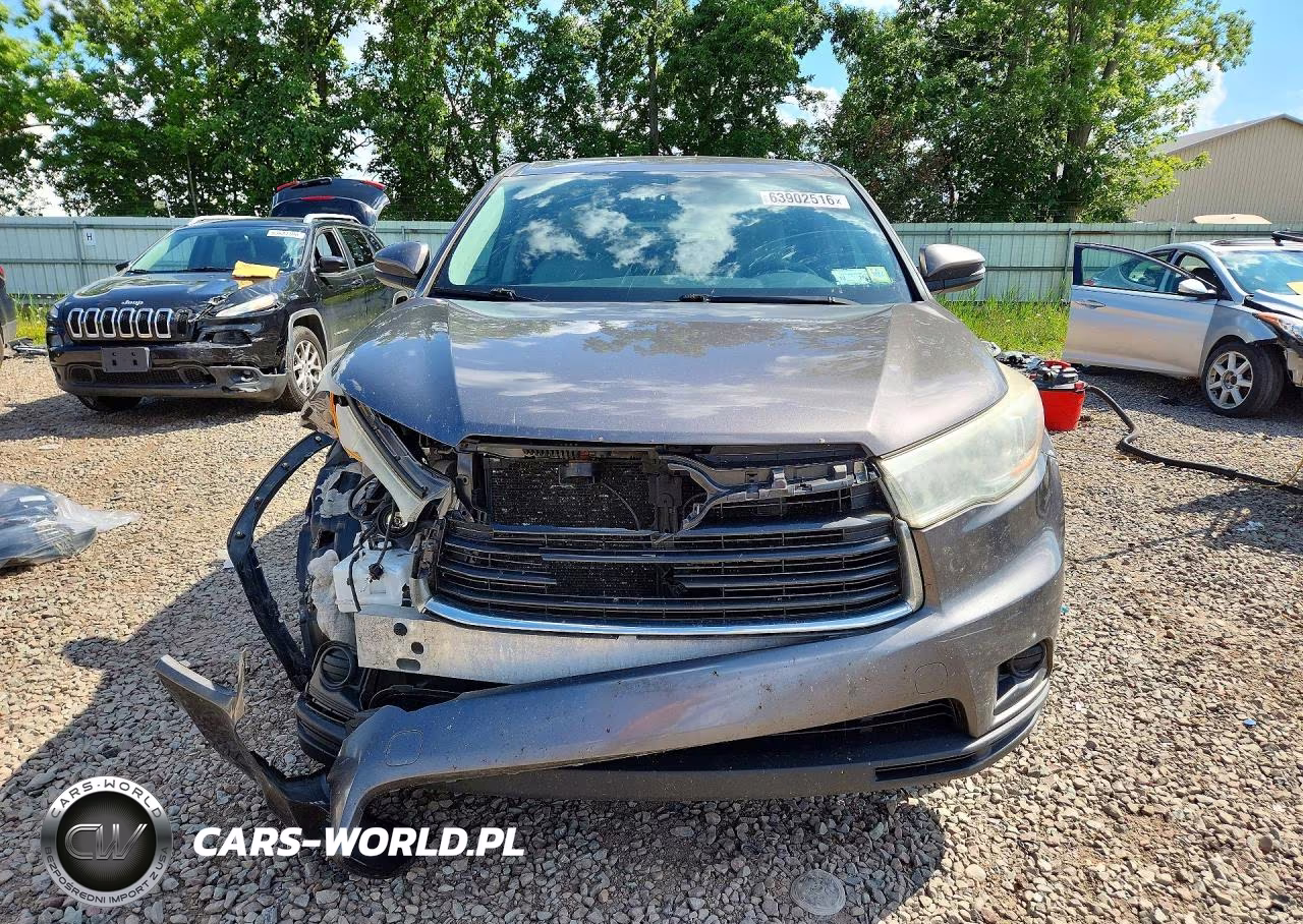2016 Toyota Highlander Le VIN:5TDBKRFH6GS336764 - 5