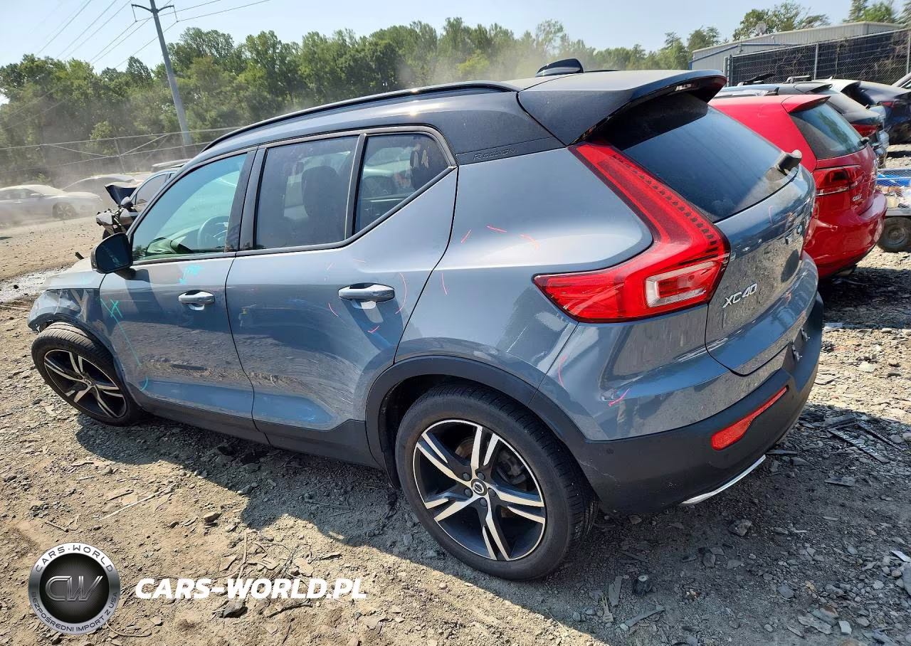 2020 Volvo Xc40 T5 R-Design VIN:YV4162UM2L2288914 - 2