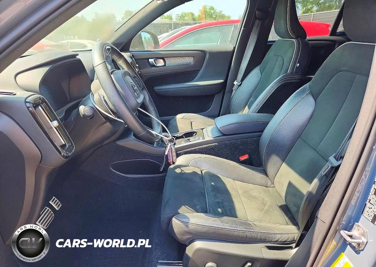 2020 Volvo Xc40 T5 R-Design VIN:YV4162UM2L2288914 - 7