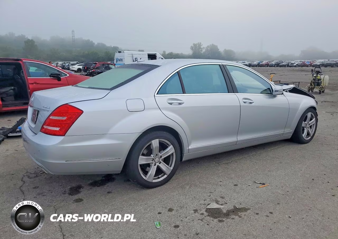 2011 Mercedes-Benz S 550 4Matic VIN:WDDNG8GB1BA365104 - 3