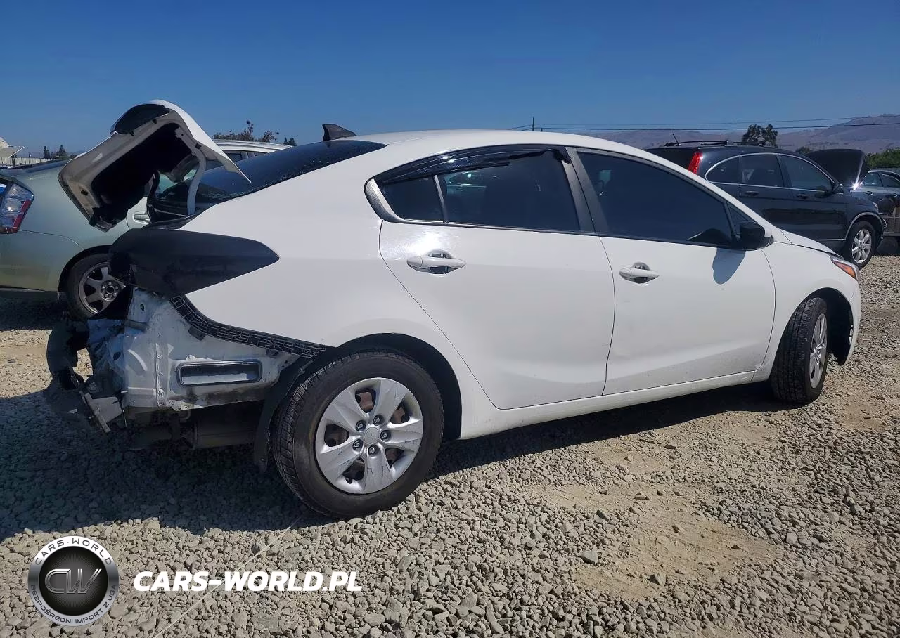 2018 Kia Forte Lx VIN:3KPFK4A79JE240177 - 3