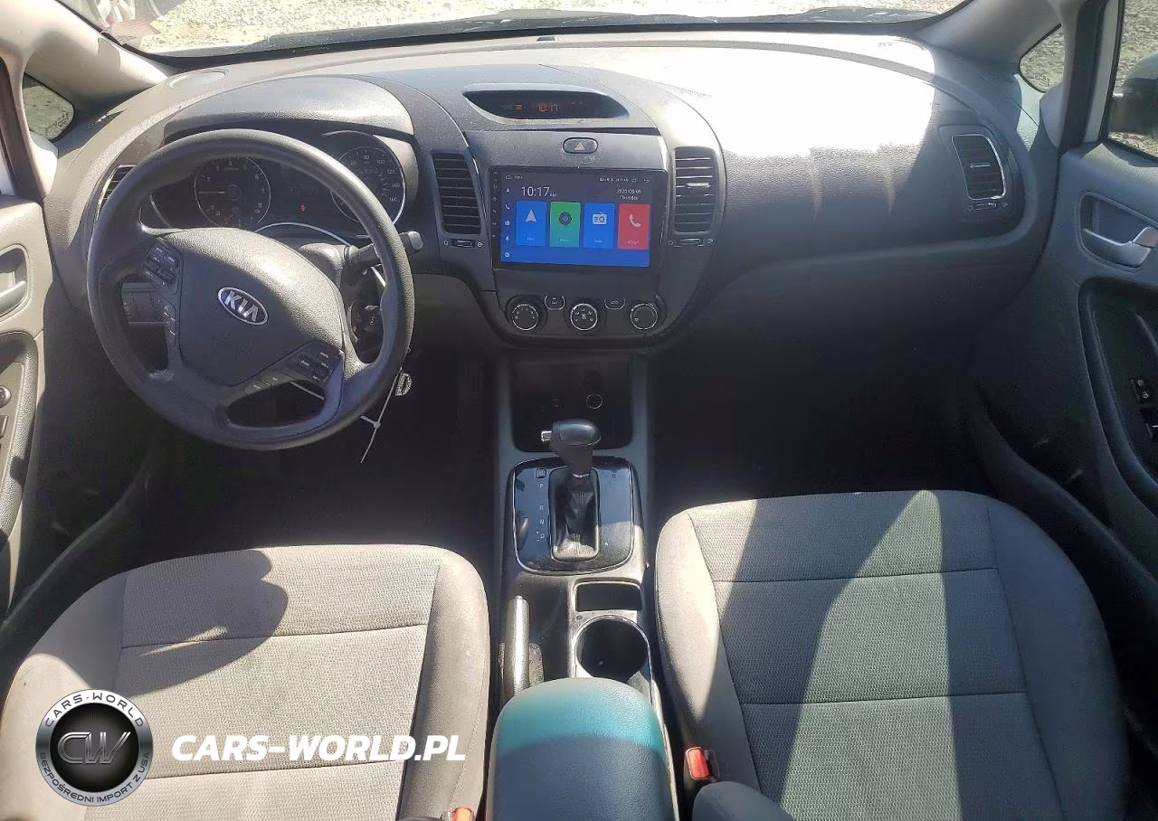 2018 Kia Forte Lx VIN:3KPFK4A79JE240177 - 8