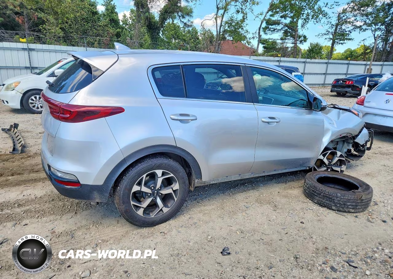 2021 Kia Sportage Lx VIN:KNDPMCAC2M7865871 - 3