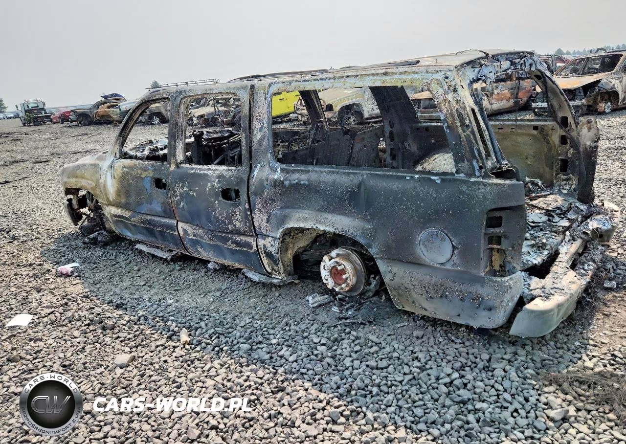 2004 Chevrolet Suburban K2500 VIN:3GNGK26UX4G178277 - 2