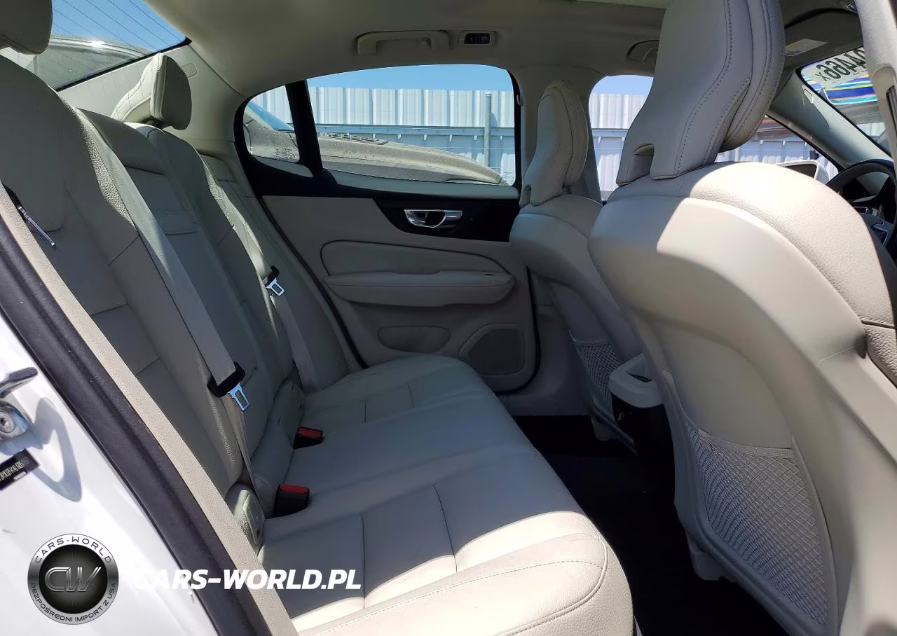2020 Volvo S60 T5 Momentum VIN:7JR102FK4LG051667 - 10