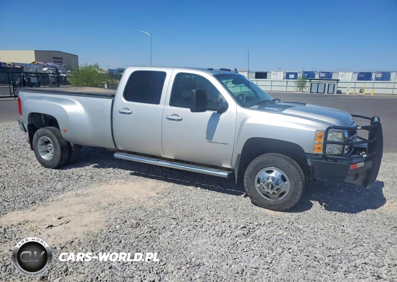 2011 Chevrolet Silverado K3500 Ltz VIN:1GC4K1C83BF114691 - 4