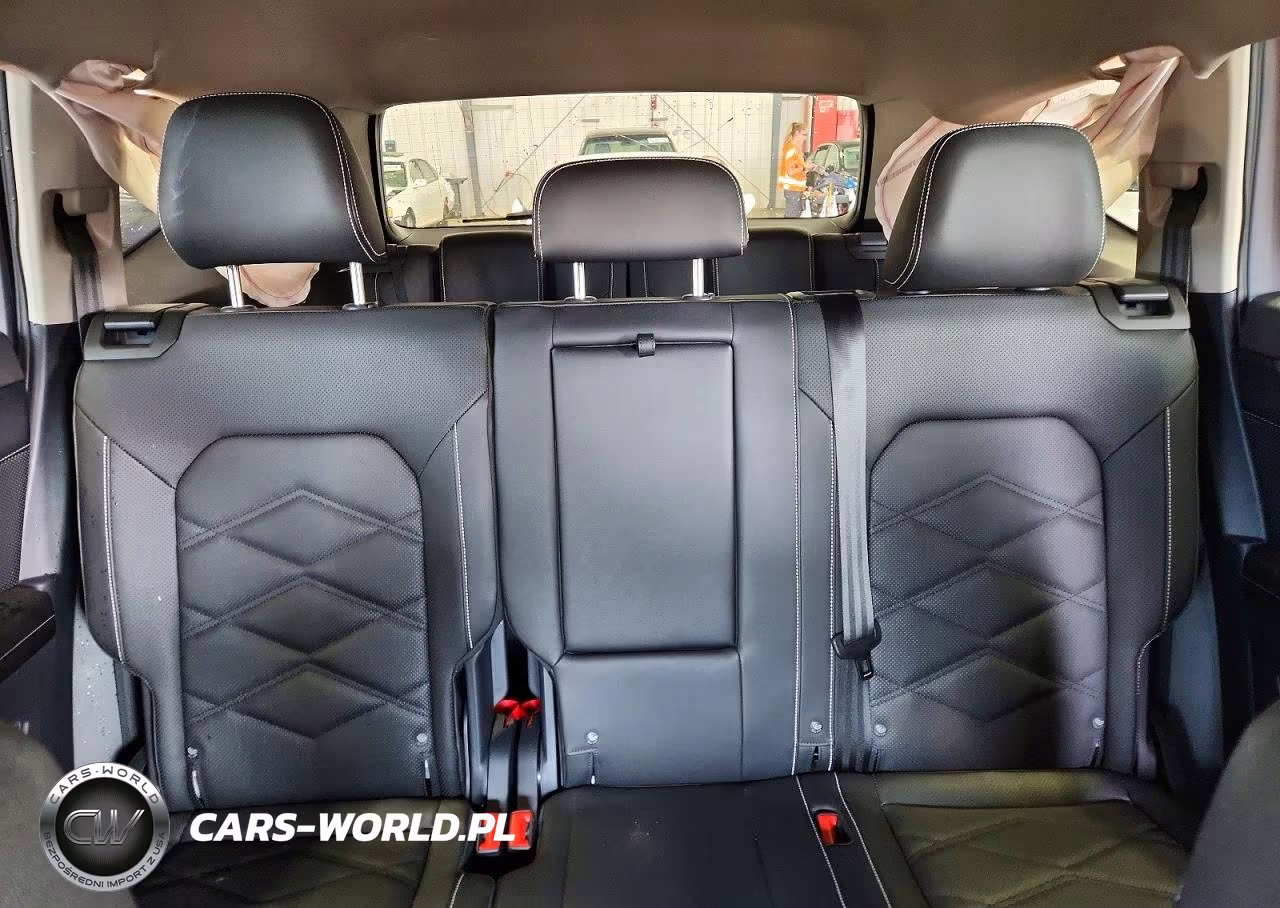 2026 Volkswagen Atlas Se VIN:1V2KN2CA4TC555481 - 10