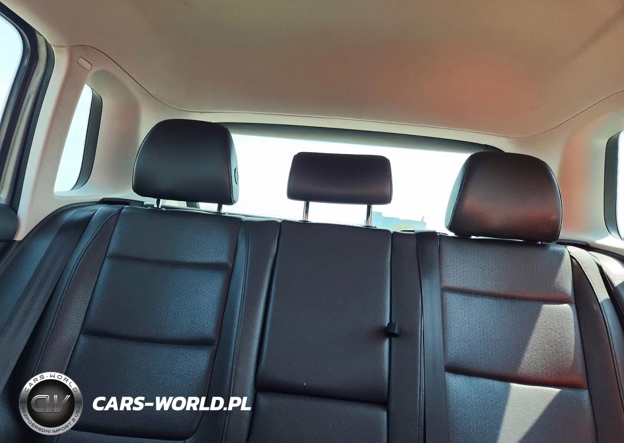 2012 Volkswagen Tiguan S VIN:WVGAV7AX1CW004999 - 10