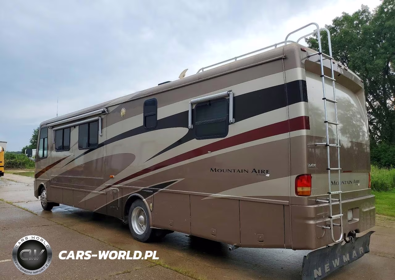 2002 Mountain Aire Rv VIN:5B4MP67G723353135 - 3
