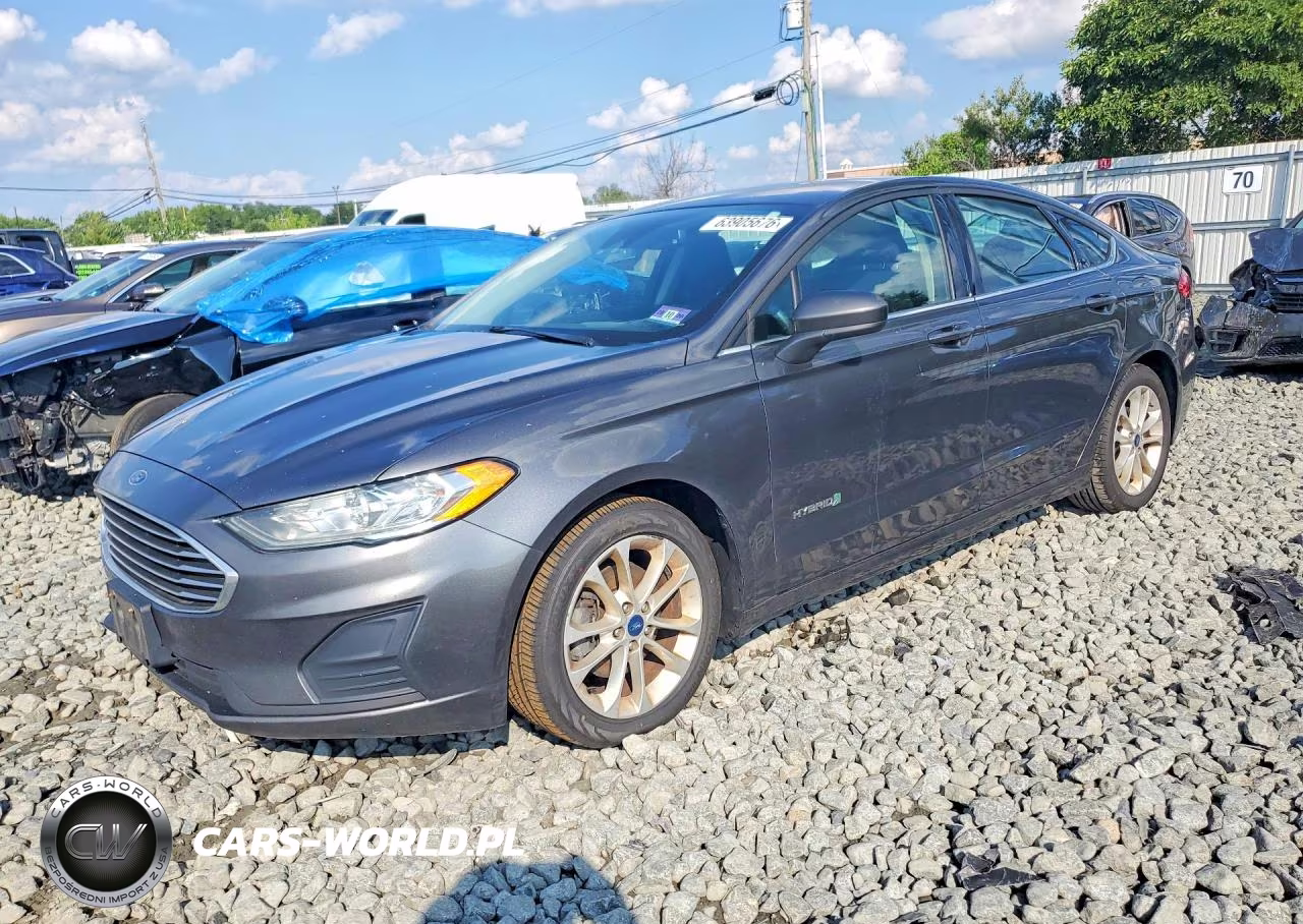 2019 Ford Fusion Se – zdjęcie 1 z 12