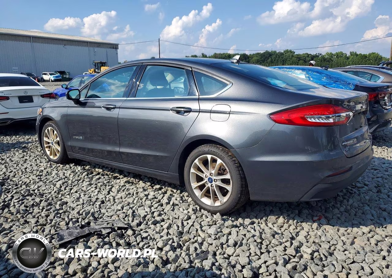 2019 Ford Fusion Se VIN:3FA6P0LU1KR146162 - 2