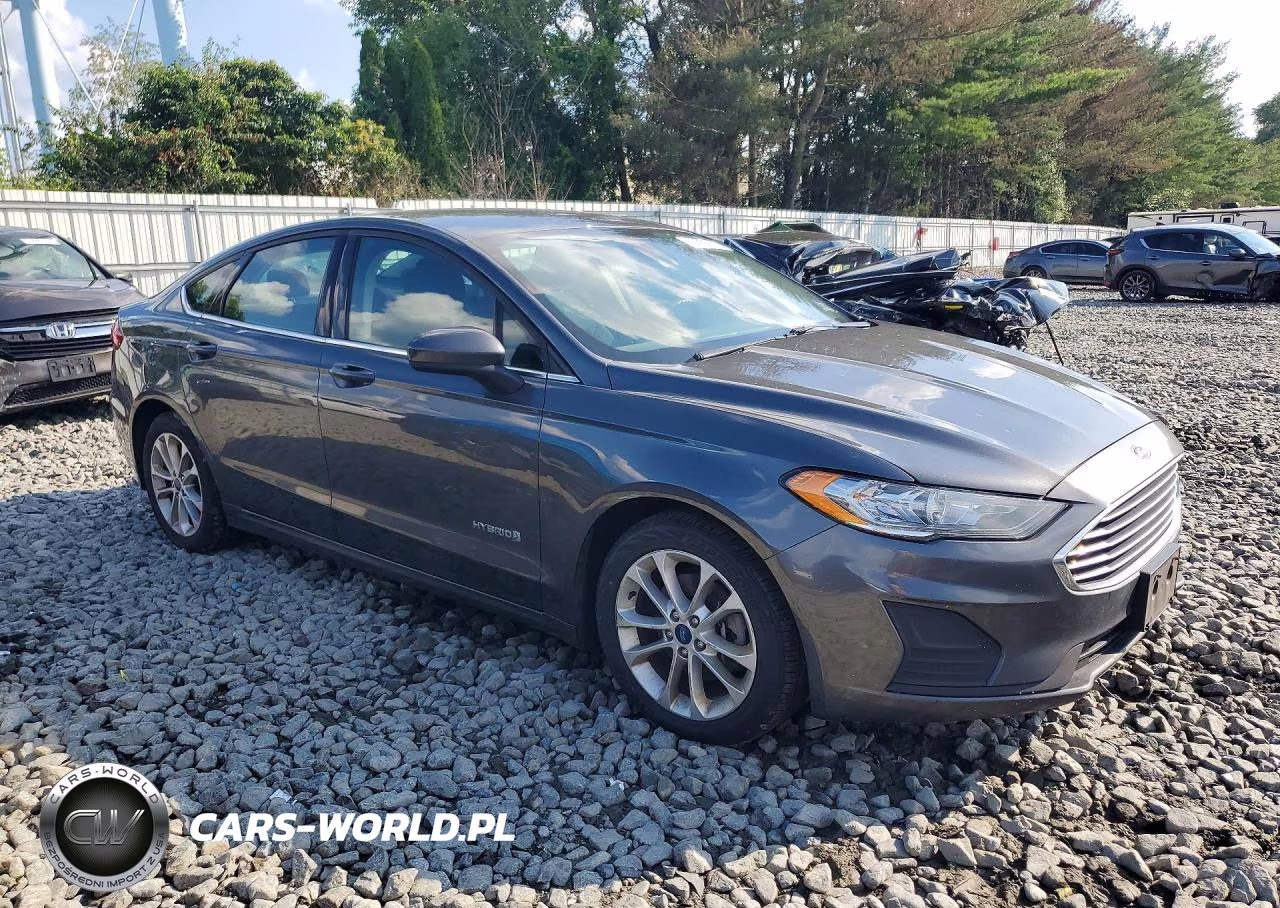 2019 Ford Fusion Se VIN:3FA6P0LU1KR146162 - 4