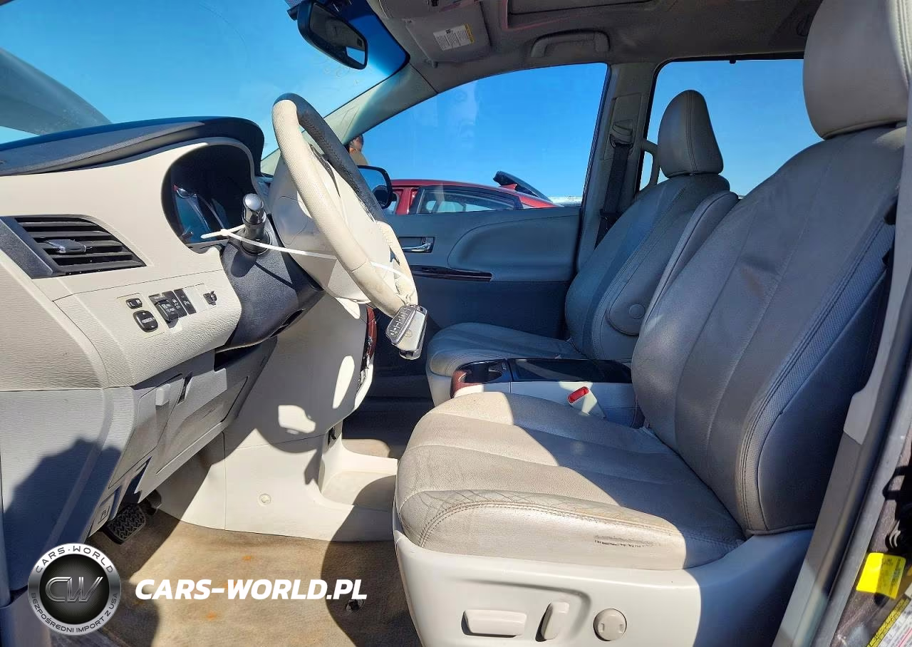 2013 Toyota Sienna Xle 8-Passenger VIN:5TDYK3DC5DS349192 - 7