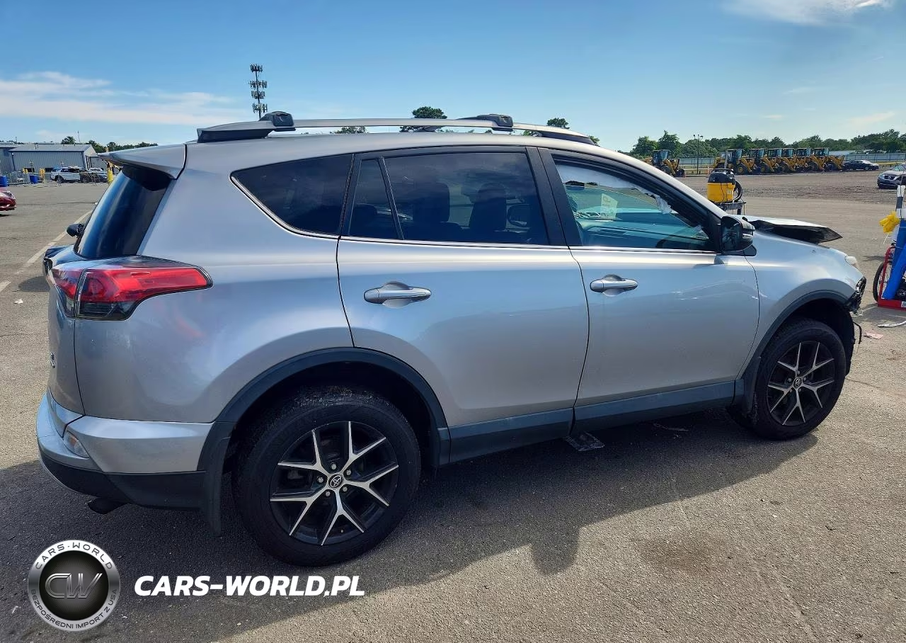 2018 Toyota Rav4 Se VIN:2T3JFREV6JW728267 - 3