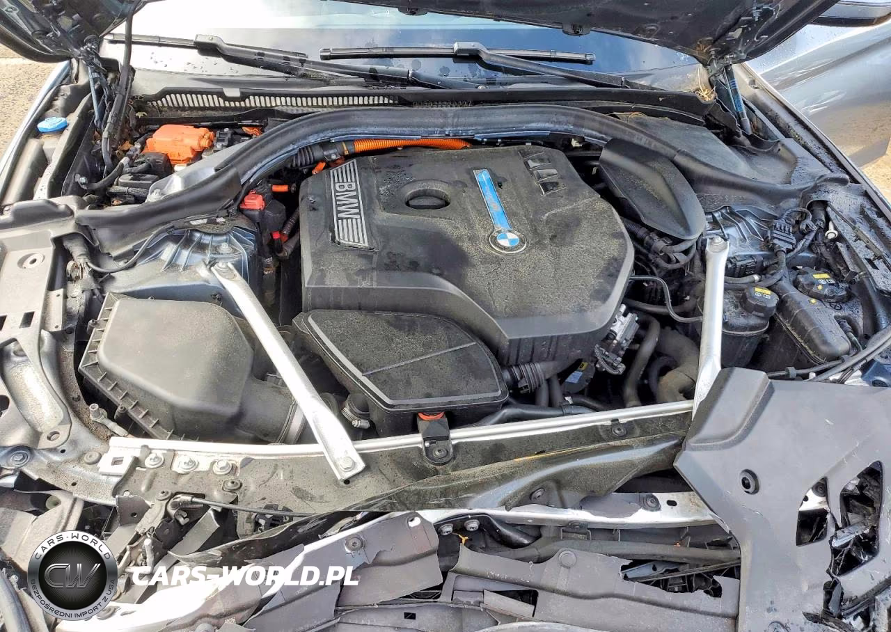2019 BMW 530Xe VIN:WBAJB1C52KB376201 - 11