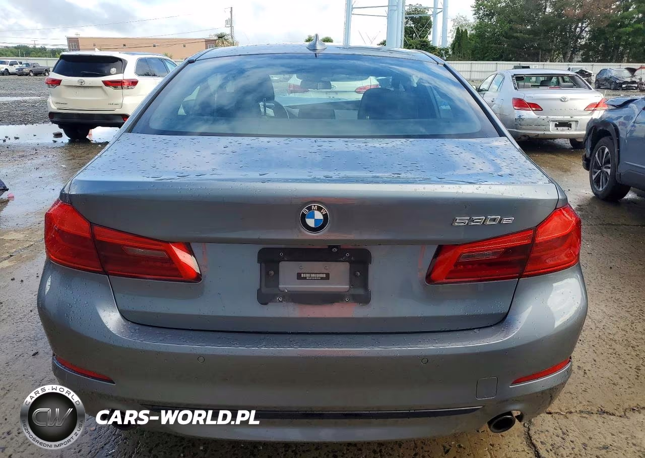 2019 BMW 530Xe VIN:WBAJB1C52KB376201 - 6