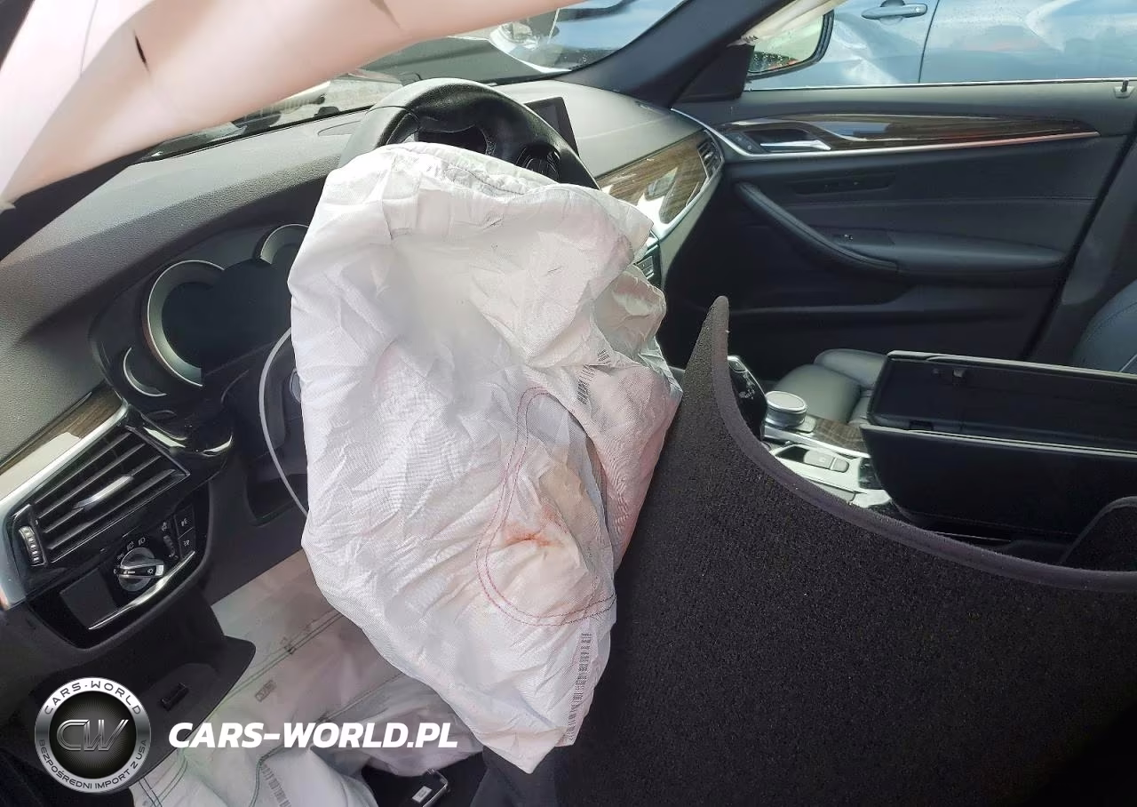 2019 BMW 530Xe VIN:WBAJB1C52KB376201 - 8
