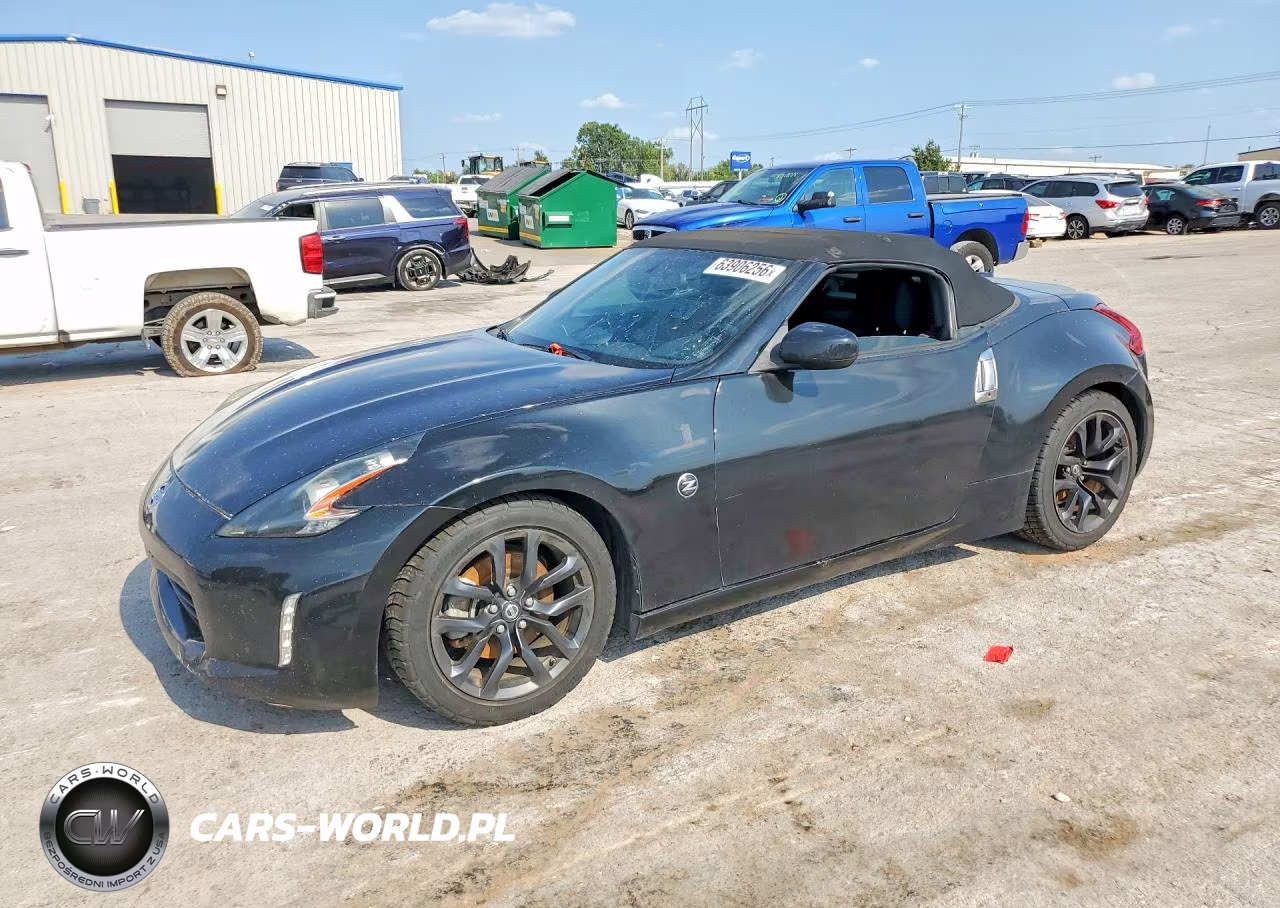 2019 Nissan 370Z Roadster – zdjęcie 1 z 12