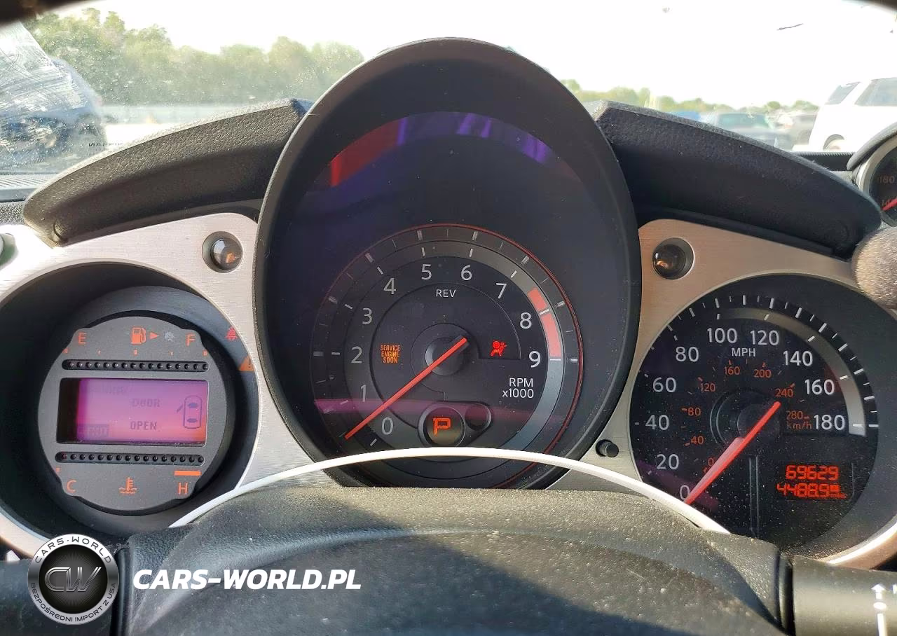 2019 Nissan 370Z Roadster VIN:JN1AZ4FH1KM620322 - 9