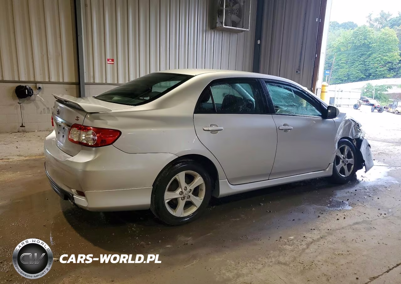 2012 Toyota Corolla S VIN:2T1BU4EE9CC805076 - 3