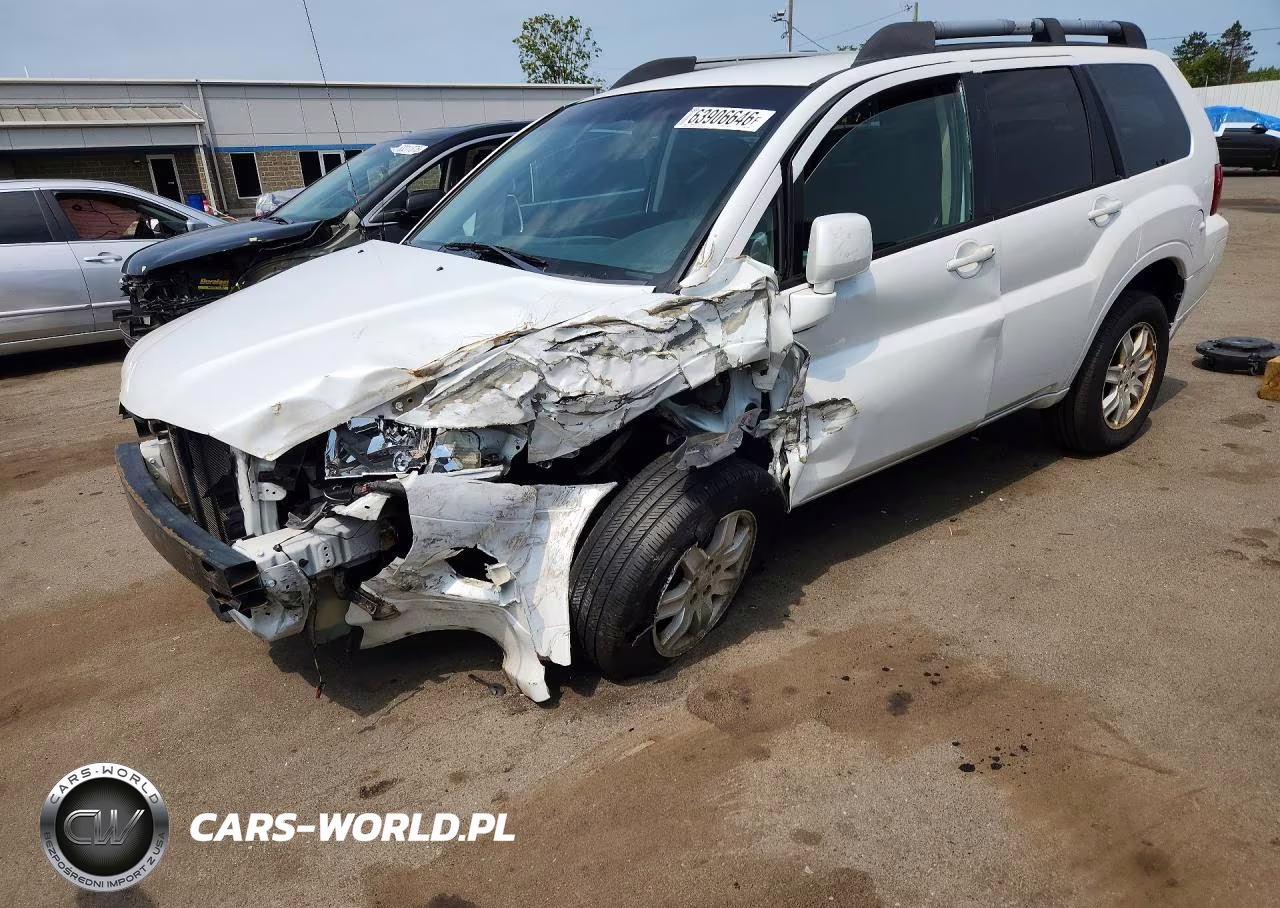 2011 Mitsubishi Endeavor Ls – zdjęcie 1 z 13